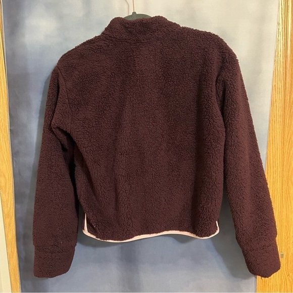 Beautiful Girls Athleta so toasty Sherpa jacket in burgundy/pink size XL/14 EUC - Picture 2 of 10